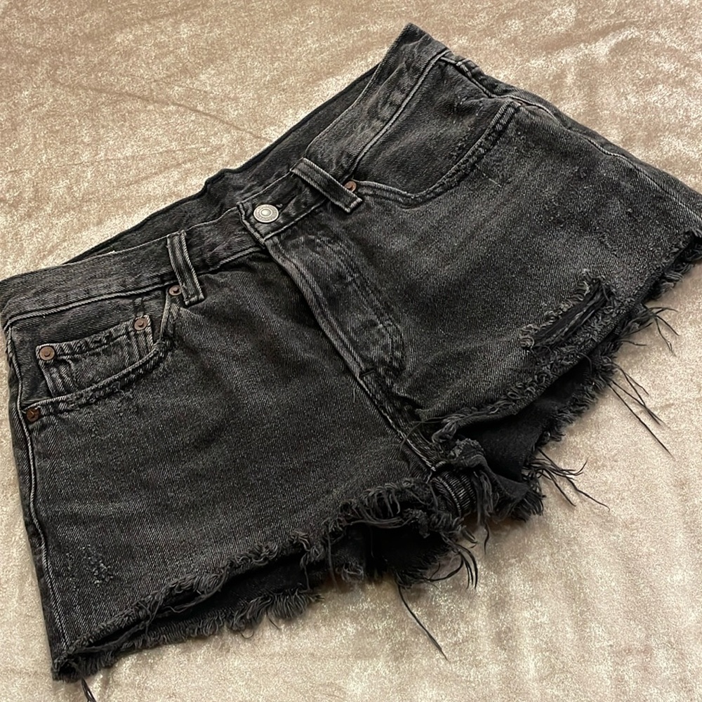 Levi’s 501 jeans cut off shorts